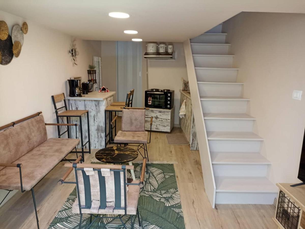 Fira Center Houses Екстер'єр фото